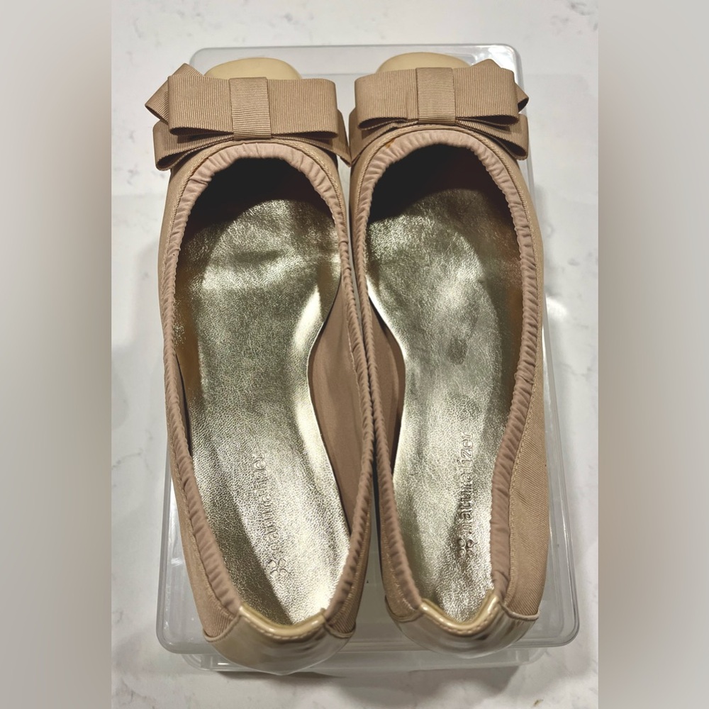 Naturalizer Beige Canvas & Patent Ballerina Flat, Size 8